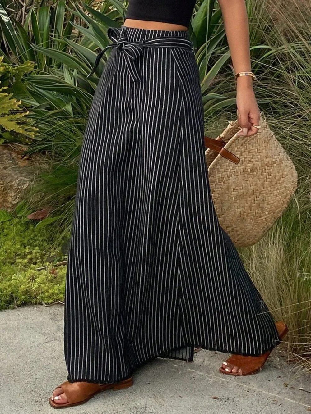 Black Casual Loose Cinched Women's striped Denim maxi Skirt - Picture 1 of 9